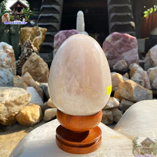  Trứng đá thạch anh phong thủy 1.9kg - Ý nghĩa và công dụng