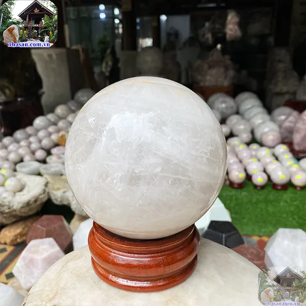 Quả cầu thạch anh trắng 13cm-3.36kg-QC1051