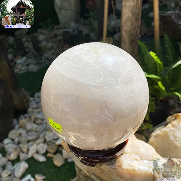 Cầu đá thạch anh QC1248, trọng lượng 3.78kg, đường kính 14cm