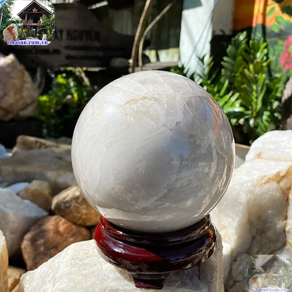 Quả cầu đá thạch anh QC1245 - 2.86kg - 13cm