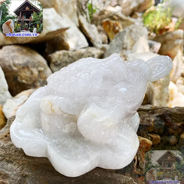 Cóc ngậm tiền thạch anh trắng nặng 2.2kg, cao 9cm x ngang 14cm x dài 15.5cm - C32