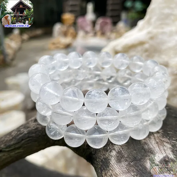 Vòng tay đá thạch anh trắng hợp với mệnh nào