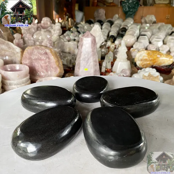 Đá bồ kết đen dùng để massage, chặn giấy-giúp bạn giảm căng thẳng và mệt mỏi hàng ngày
