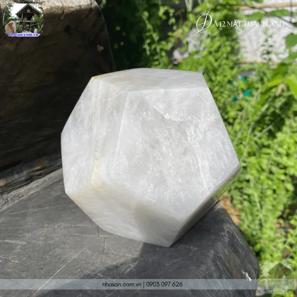 Đá 12 mặt QC1456 thạch anh nặng 3.76kg - 14cm