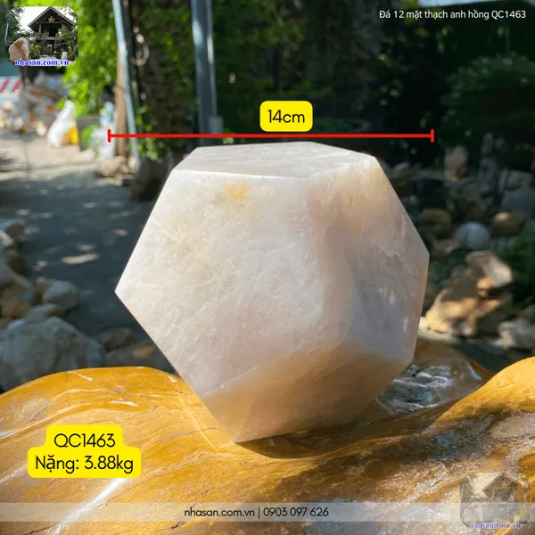 Đá 12 mặt thạch anh hồng QC1463 nặng 3.88kg, đường kính 14cm