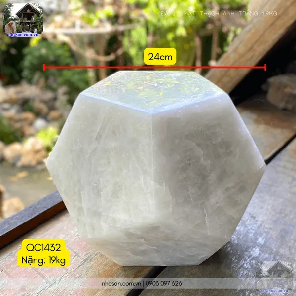 Đá 12 mặt thạch anh trắng 19kg - 24cm - QC1432