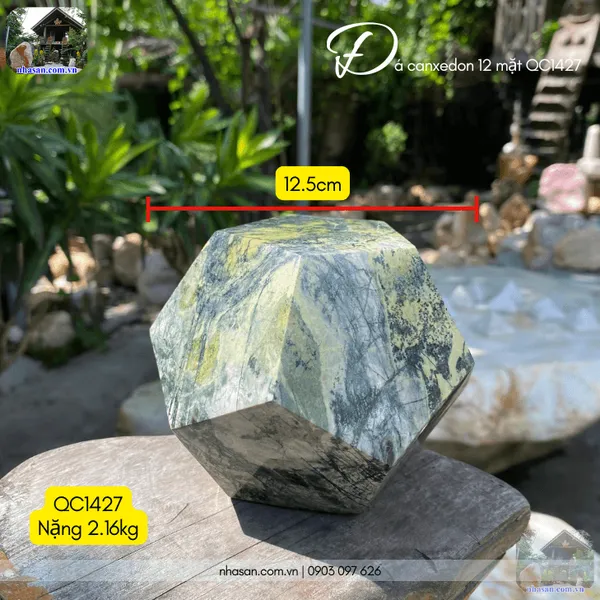 Đá canxedon 12 mặt QC1427 - 2.16kg - 12.5cm