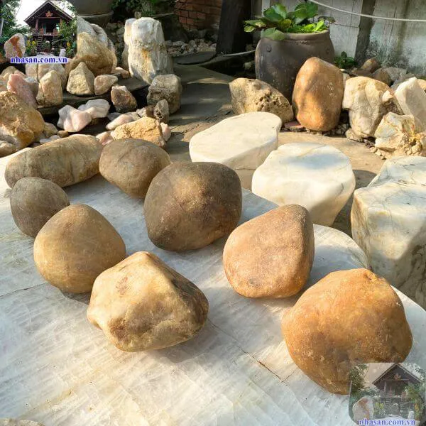 Đá cuội thạch anh (đá thạch anh cuội suối) trấn trạch, điều hòa khí trường
