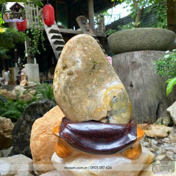 STONE MARRIAGE DMN52