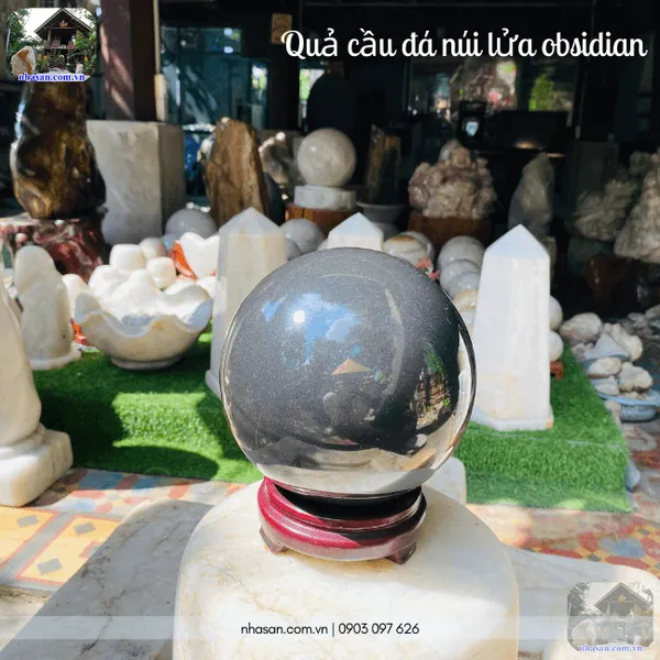 Quả cầu đá núi lửa obsidian 5.6kg-16cm-QC1417