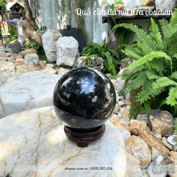 Quả cầu đá núi lửa obsidian 5.6kg-16cm-QC1417