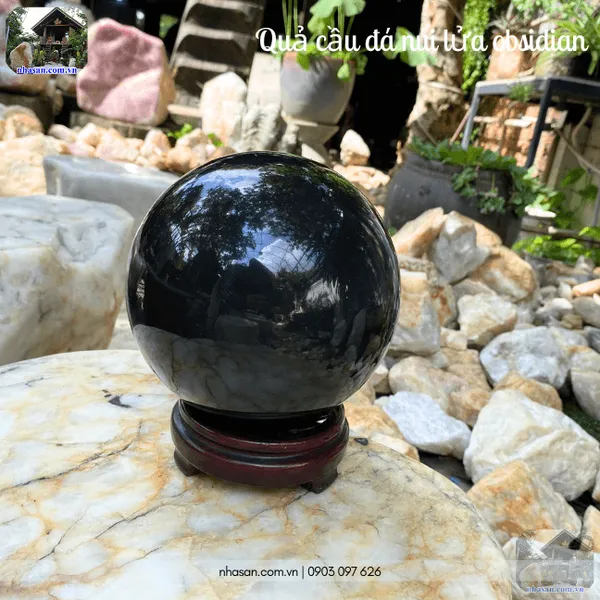 Quả cầu đá núi lửa obsidian 5.6kg-16cm-QC1417