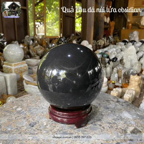 Quả cầu đá núi lửa obsidian 5.6kg-16cm-QC1417