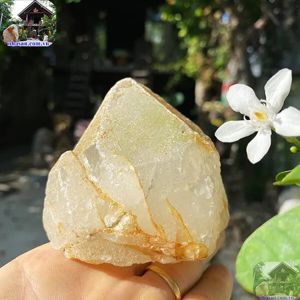 Đá phong thủy để xe ô tô 440gr (6.5x9 cm) mang lại may mắn, bình an và an toàn