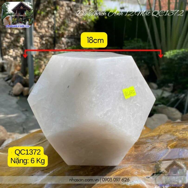 Đá thạch anh 12 mặt QC1372 - 6kg - 18cm