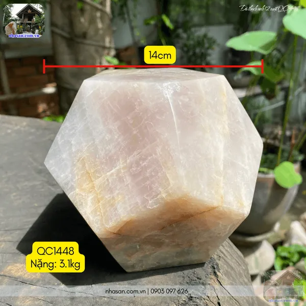 Đá thạch anh 12 mặt QC1448 nặng 3.1kg, đường kính 14cm