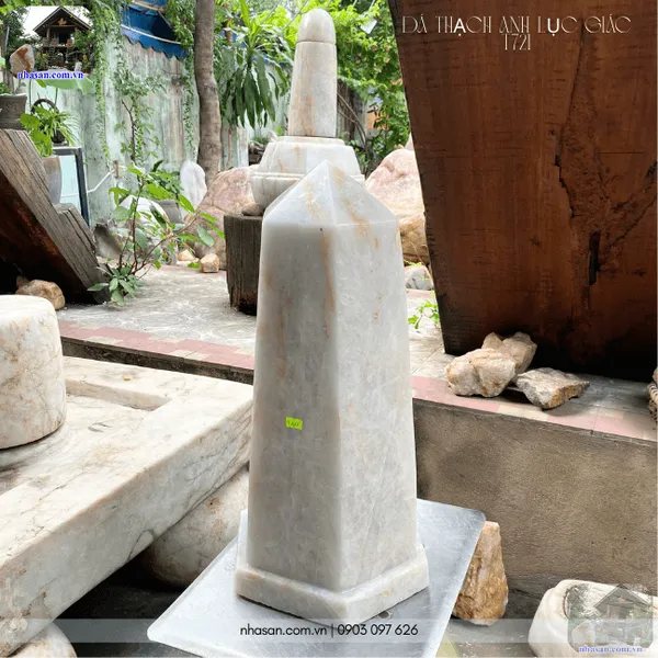 Đá thạch anh lục giác T721, nặng 44.1kg, cao 54cm x ngang 25cm