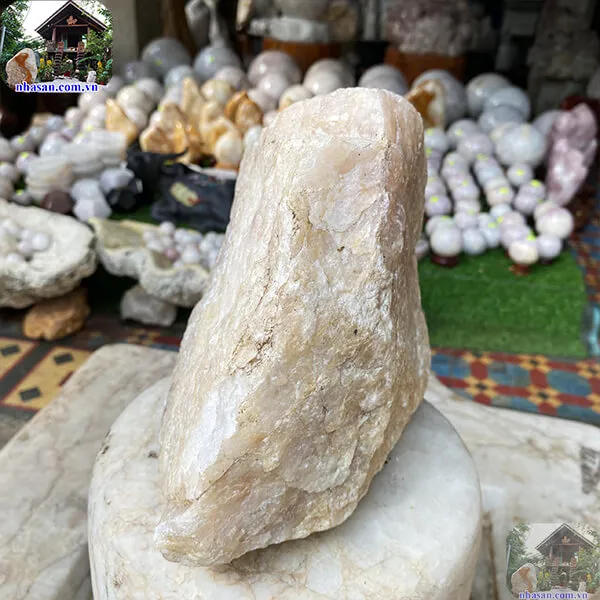 Đá thạch anh hồng thô 7.5kg-K166