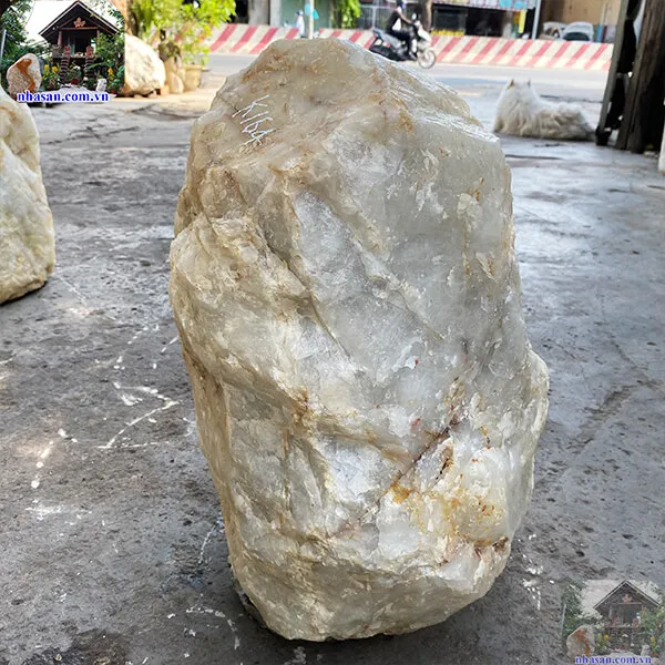 Đá thạch anh trắng thô khối 84kg-K164