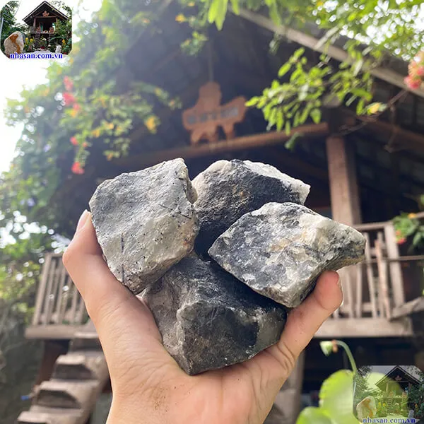 Đá thạch anh tóc đen thô vụn 4x6cm rải sàn trấn trạch, chôn nền tăng sinh khí, bồi hoàn long mạch