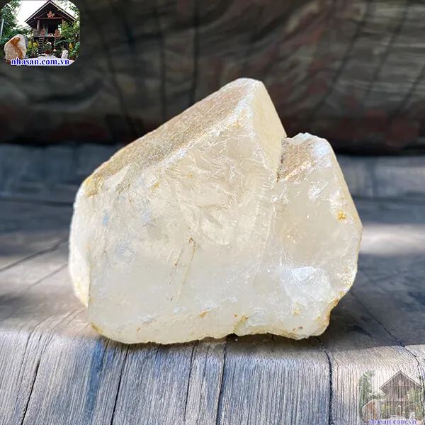 Đá phong thủy để xe ô tô 440gr (6.5x9 cm) mang lại may mắn, bình an và an toàn