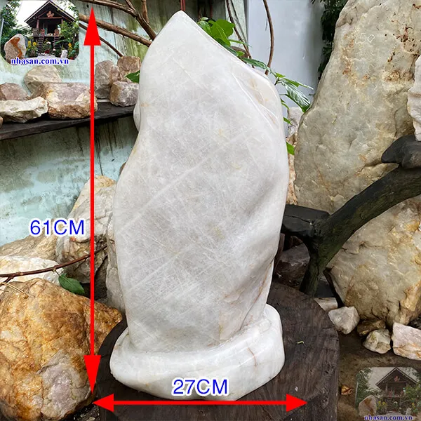 Trụ đá thạch anh trắng 65kg, cao 61cm x ngang 27cm - T554