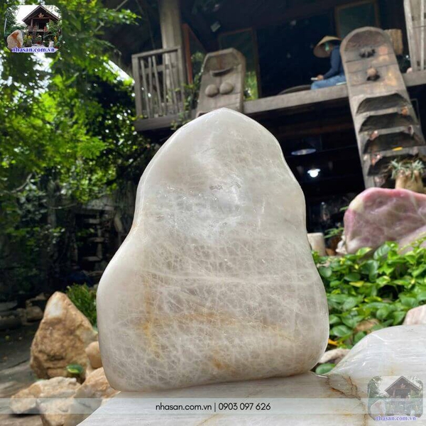 Trụ đá thạch anh trắng 10.2kg - T507