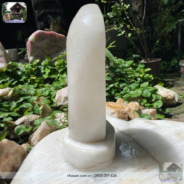 Trụ đá thạch anh trắng 7kg - T510