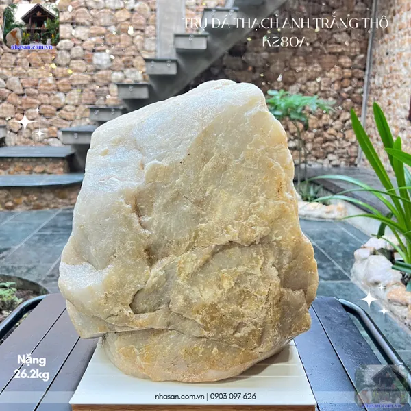 Trụ đá thạch anh trắng thô K280A, nặng 26.2kg, cao 33cm x ngang 32cm x dày 20cm