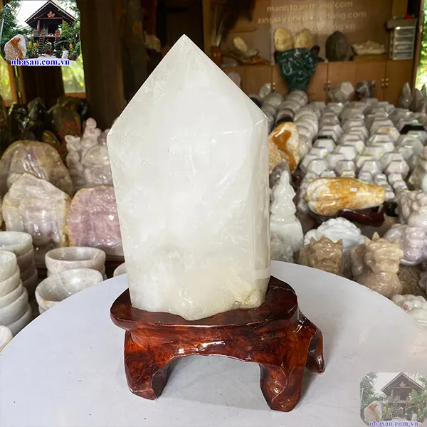 Trụ thạch anh tinh thể VIP 6.4kg-T564