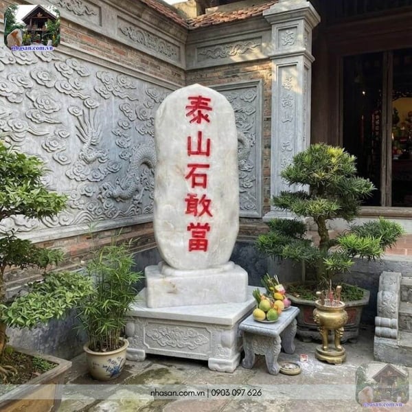 Thái sơn thạch cẩm đương đá thạch anh trắng (111kg - cao 78cm)