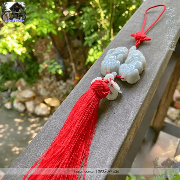 Dây treo ô tô tỳ hưu song hành bằng ngọc bích tự nhiên