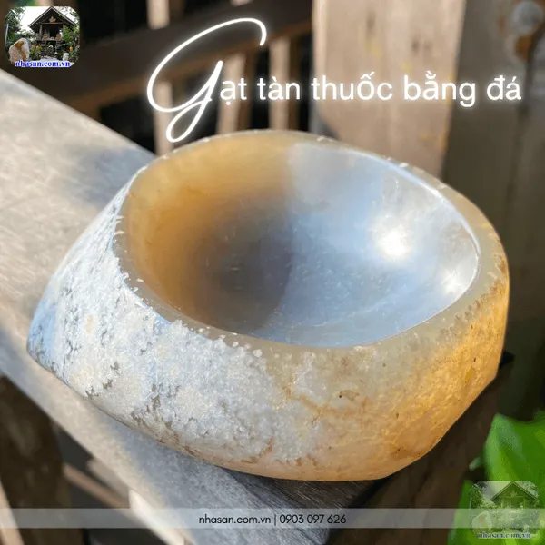 Gạt tàn thuốc bằng đá mã não GTT01 nặng 560gr, kích thước 10x12cm
