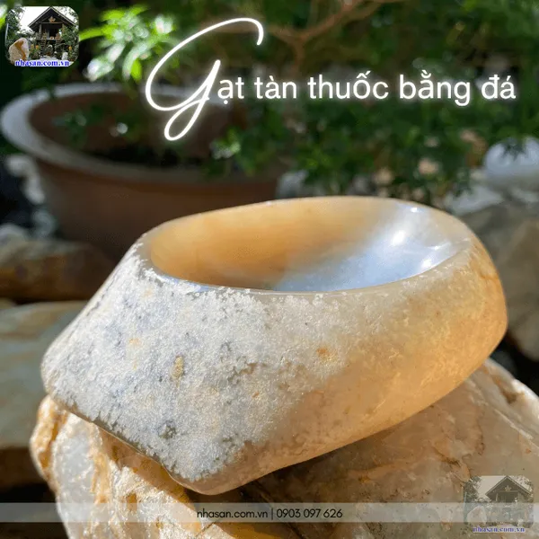 Gạt tàn thuốc bằng đá mã não GTT01 nặng 560gr, kích thước 10x12cm