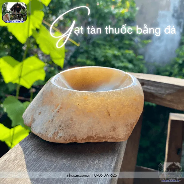 Gạt tàn thuốc bằng đá mã não GTT01 nặng 560gr, kích thước 10x12cm