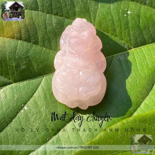 Mặt dây chuyền hồ ly chúa thạch anh hồng nặng 7gr, cao 3.3cm x ngang 1.8cm - MDC29