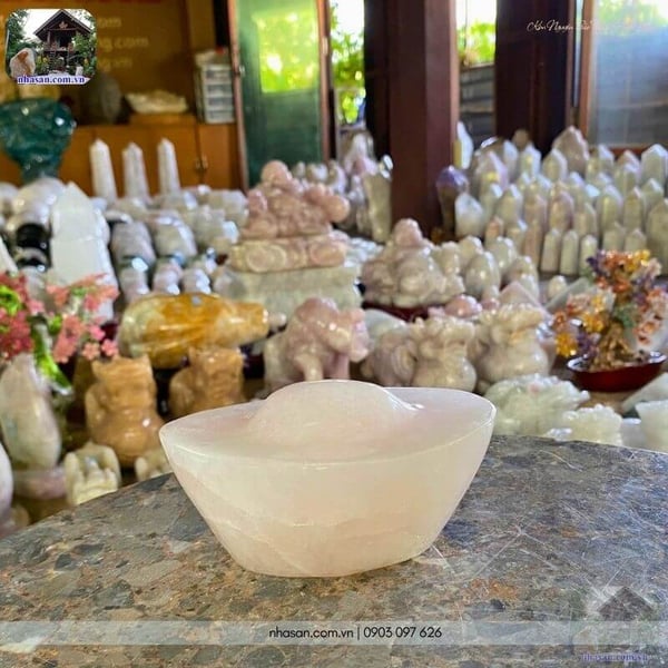 Kim nguyên bảo thạch anh hồng TV52 860gr, dài 12.5cm x rộng 8cm x cao 6.5cm