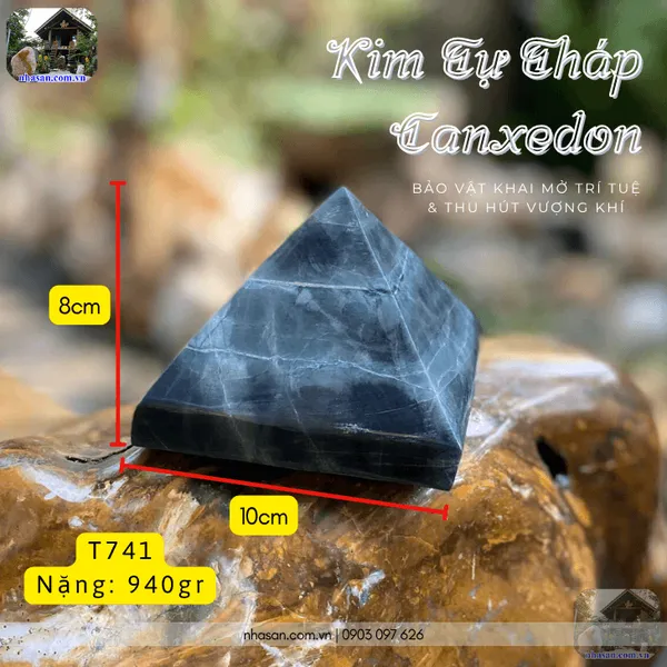 Kim tự tháp canxedon T741 nặng 940gr, cao 8cm x ngang 10cm