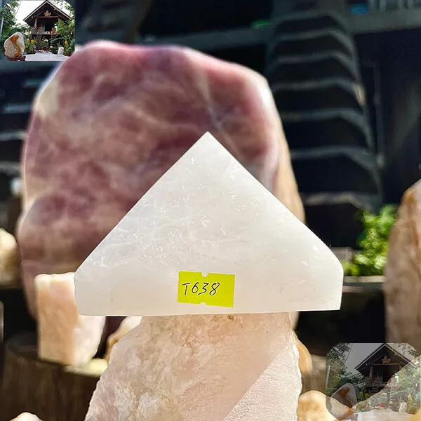 Kim tự tháp đá thạch anh 1.06kg, cao 7.8cm x ngang 10cm - T638