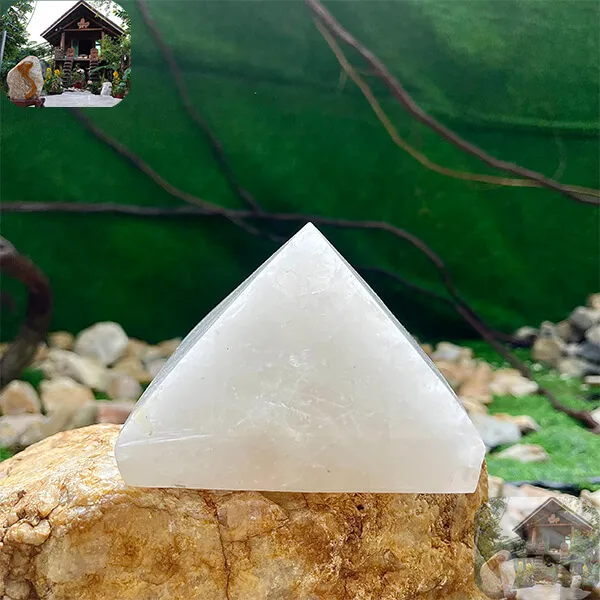 Kim tự tháp phong thủy 0.98kg, cao 7cm x ngang 10.2cm - T642
