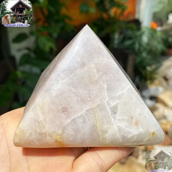 Kim tự tháp thạch anh - Bí mật chưa được bật mí