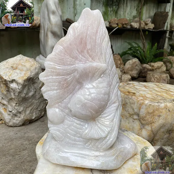 Tượng Lý Ngư Vọng Nguyệt đá thạch anh giúp vạn sự viên mãn nặng 9.4kg, cao 34cm x ngang 20m x dày 10cm - CA01