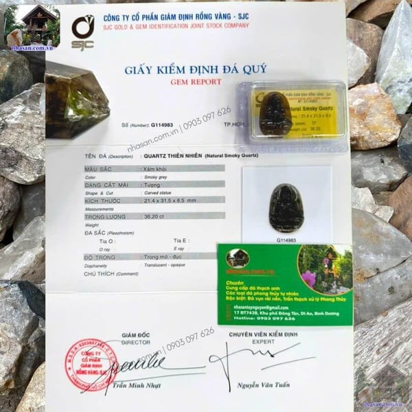 Mặt dây chuyền Phật Như Lai Đại Nhật đá thạch anh ám khói nặng 7gr, cao 3.1cm x ngang 2.1cm - MP31