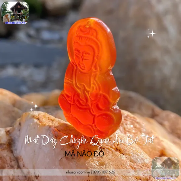 Mặt dây chuyền Quan Âm Bồ Tát mã não đỏ nặng 9gr, cao 3.8cm x ngang 2.4cm - MP24