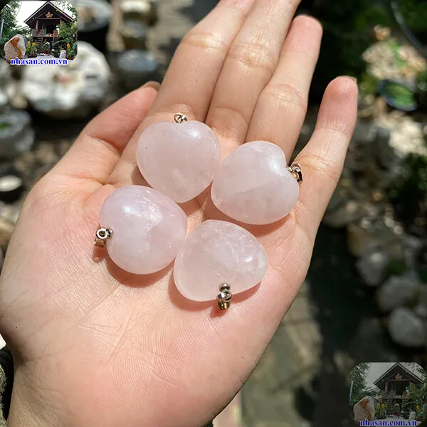 Mặt dây chuyền trái tim thạch anh hồng tự nhiên - Gắn kết vĩnh cửu giữa tình duyên và may mắn