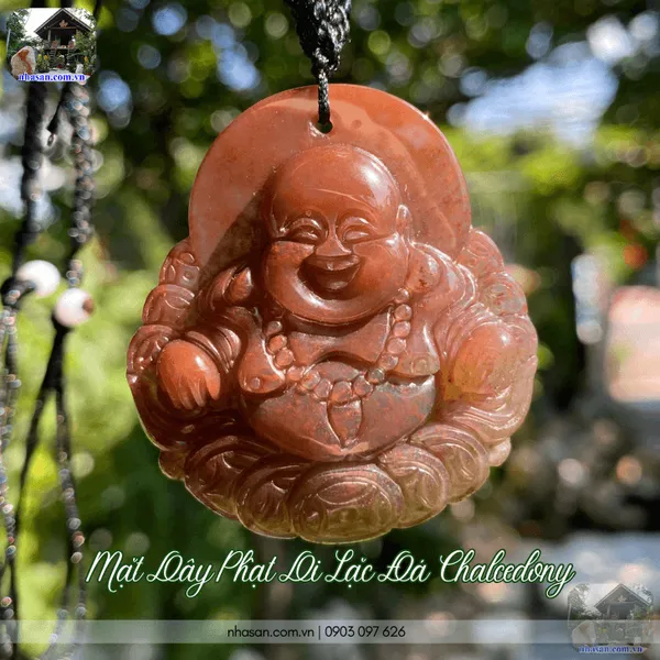 Mặt dây Phật Di Lặc đá chalcedony nặng 22gr, cao 4.7cm x ngang 4.2cm - MP33 