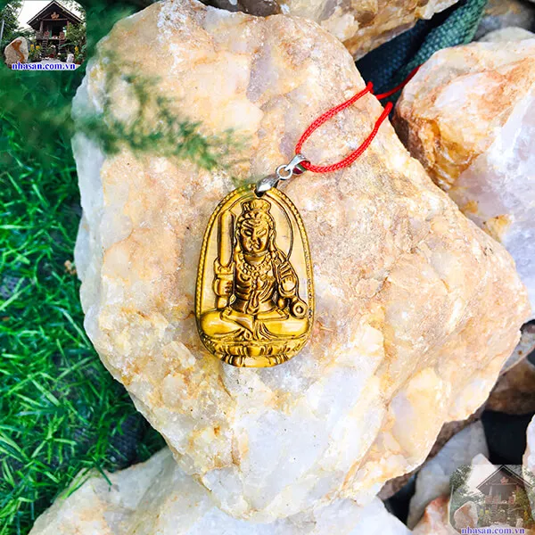 Mặt Phật Bất Động Minh Vương (10g) đá mắt hổ vàng nâu cho tuổi Dậu - MP13