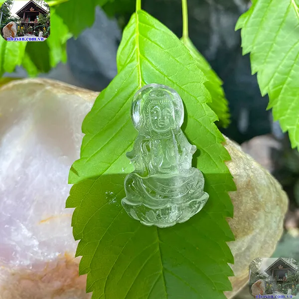 Mặt phật quan âm đá thạch anh trắng 20g - Biểu tượng hóa cát hóa lành, tránh tiểu nhân