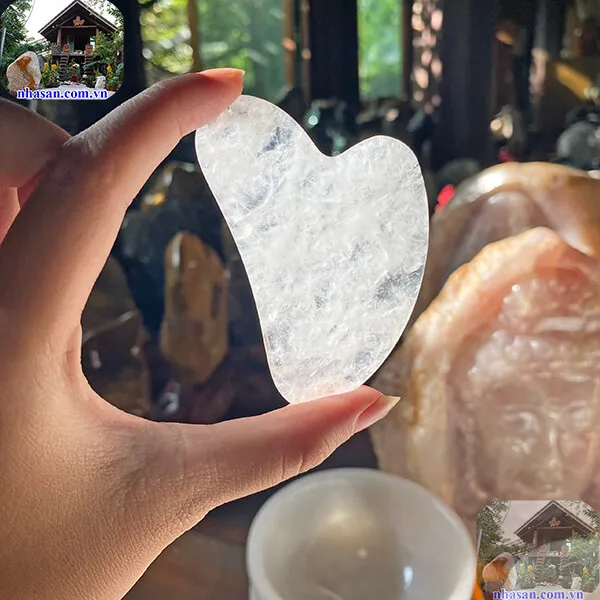 Miếng đá thạch anh trắng massage mặt tăng độ đàn hồi cho da