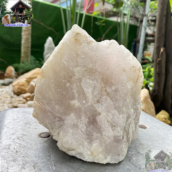 Đá thạch anh hồng thô khối 6.9kg-K137